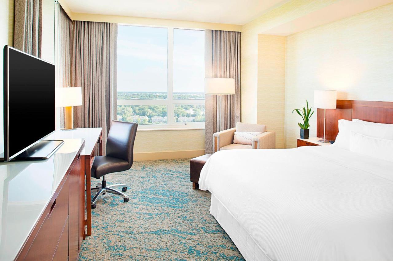 The Westin Chicago North Shore Wheeling Экстерьер фото
